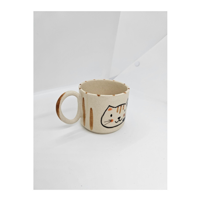El Yapım Seramik Beyaz Kedi Figürlü Kupa Bardak Handmade Mug
