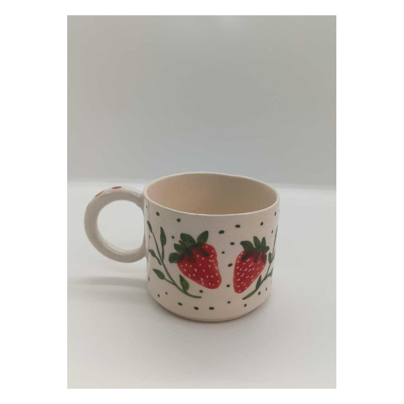 El Yapımı Seramik Çilek Desenli Kupa Bardak Mug